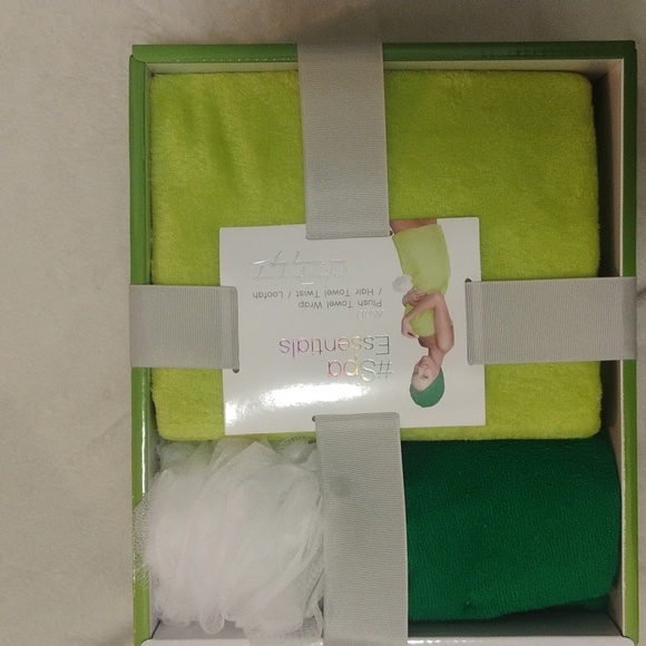 Spa Essentials. - Picture 2 of 4